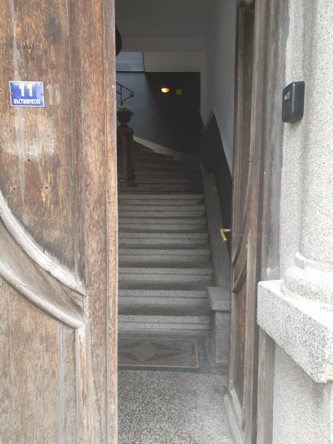 Room E11Even Veliko Turnovo Bagian luar foto